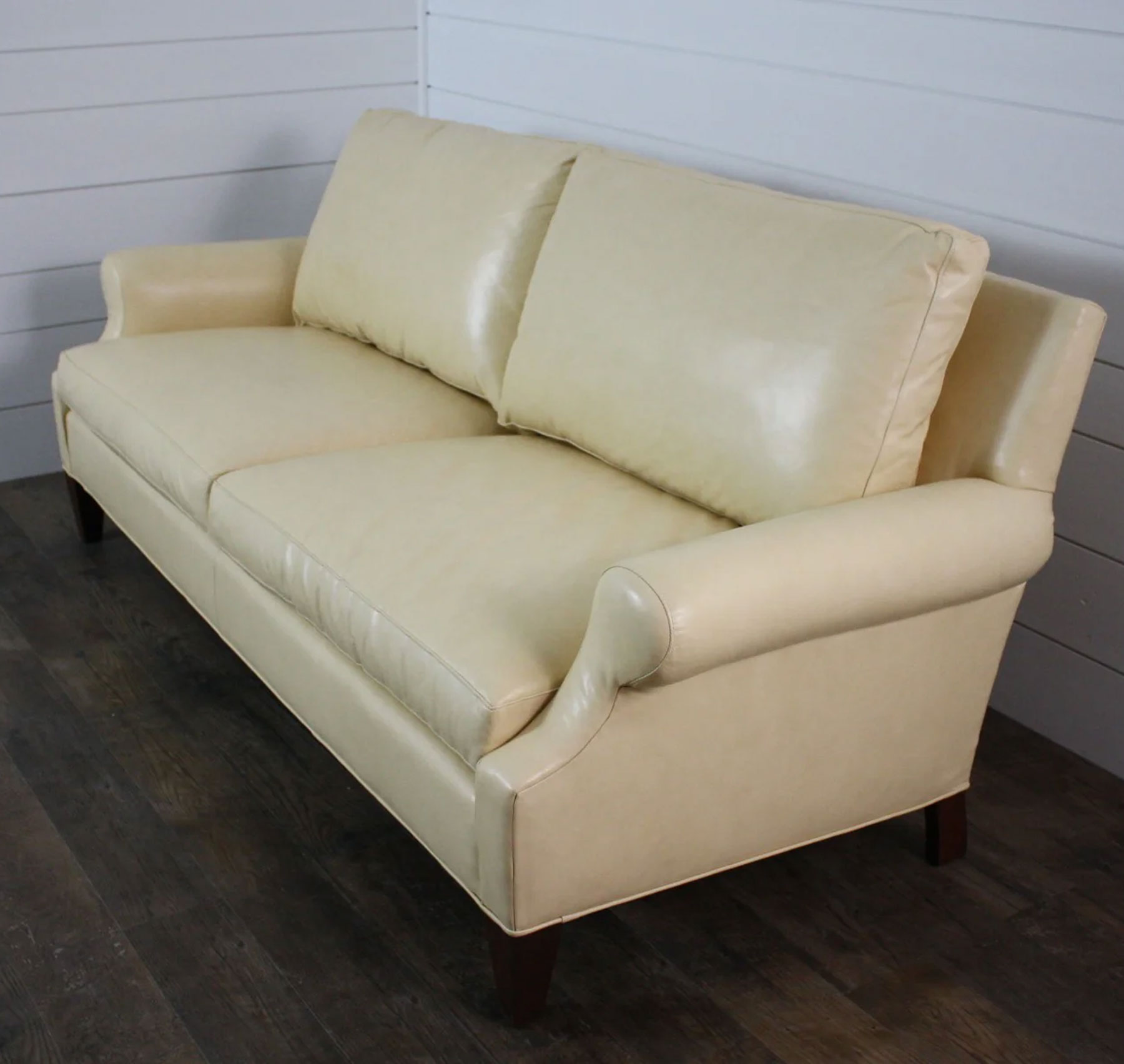 McKinley Leather 1304 Arabella Sofa in Vision Cream Leather
