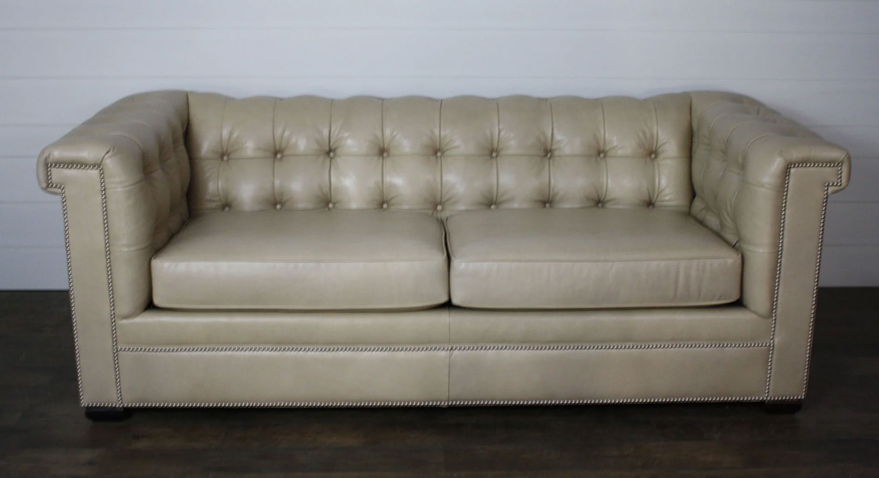Leathercraft 1280-18 Claridge Tufted Sofa in Splendor White Rice Leather