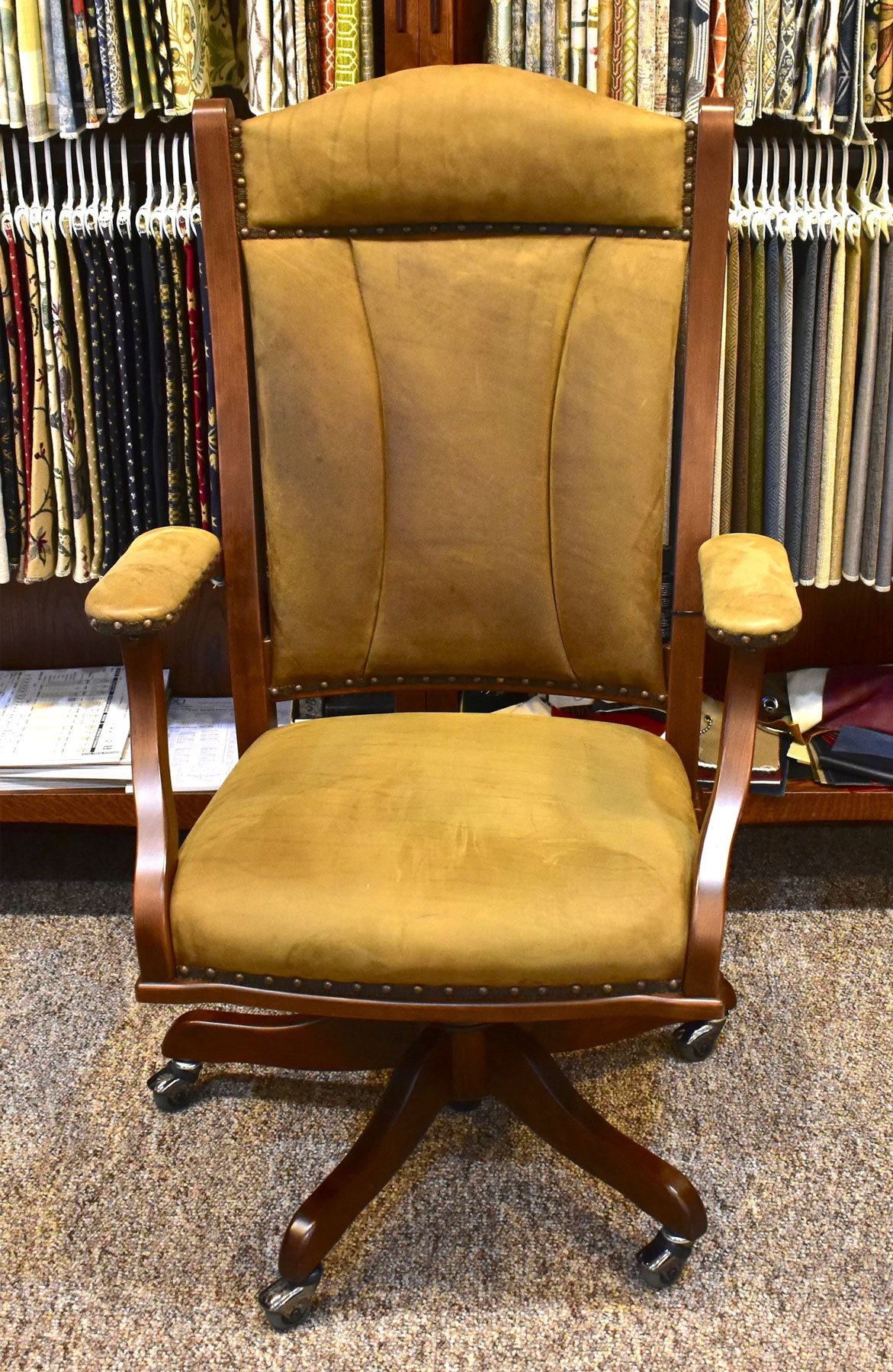 DC-55 Office Desk Chair in Rustic Cherry with Dejavu Prairie Dust Leather
