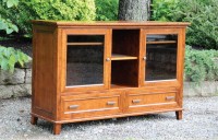 Brooklyn T.V. Stand