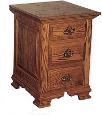 Traditional 3 Drawer Nightstand
