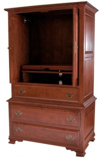Traditional Entertainment Armoire
