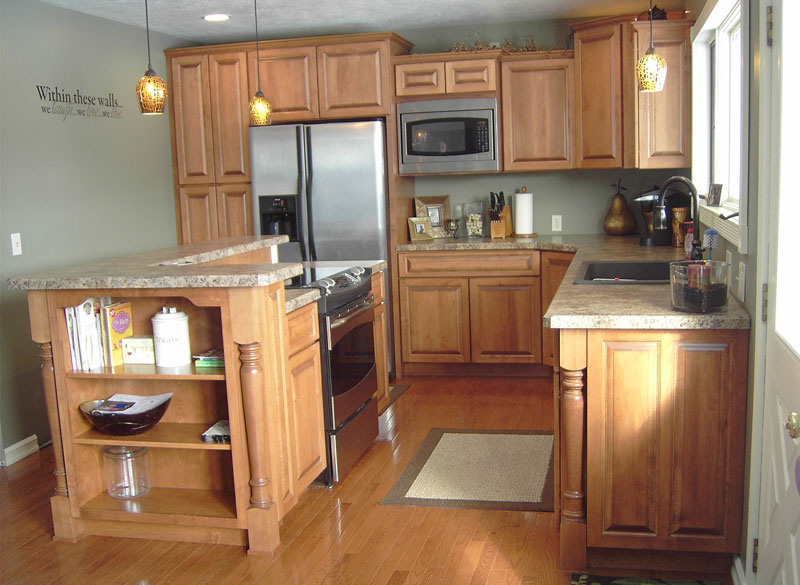 Custom Kitchen Cabinets