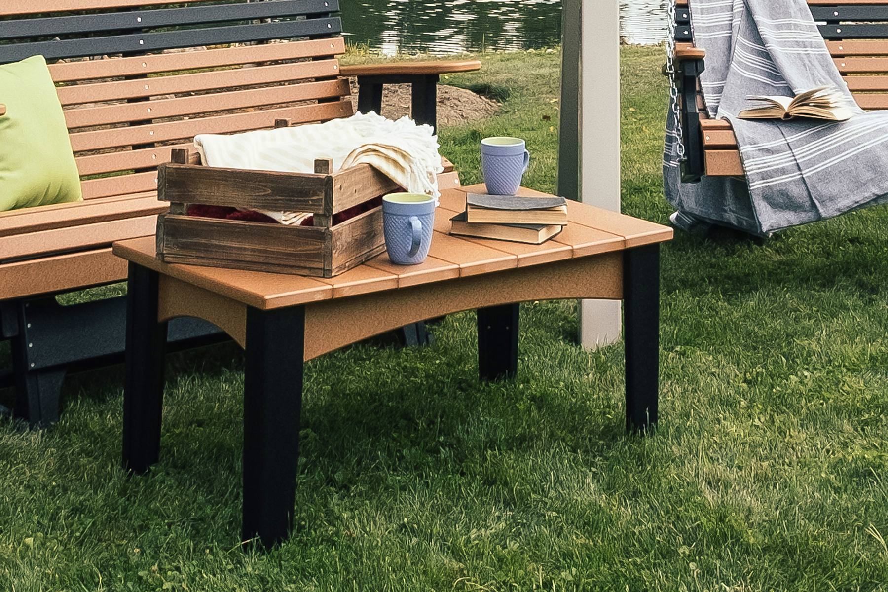 Island Coffee Table in Cedar & Black