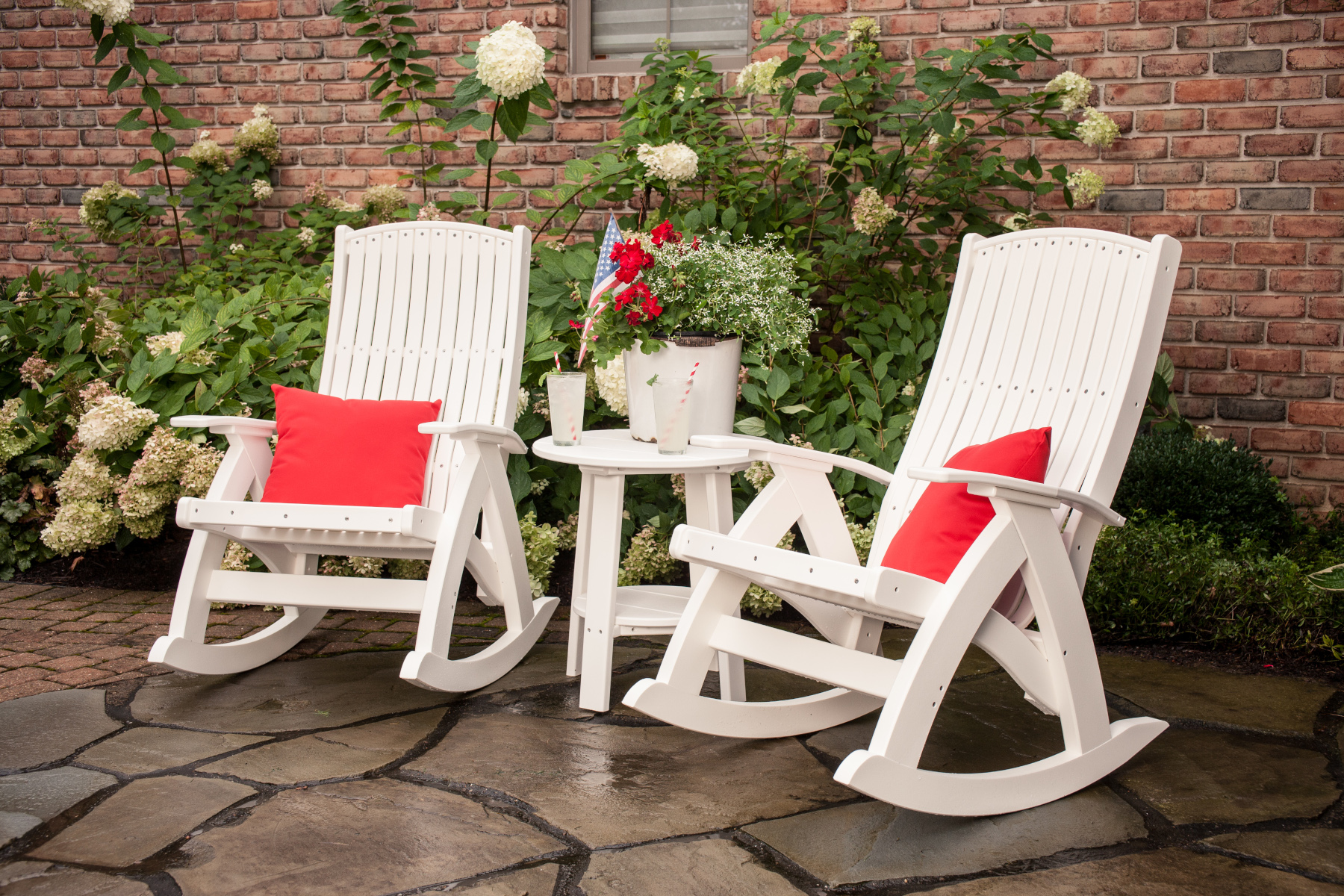 Poly Comfort Rockers in White 
