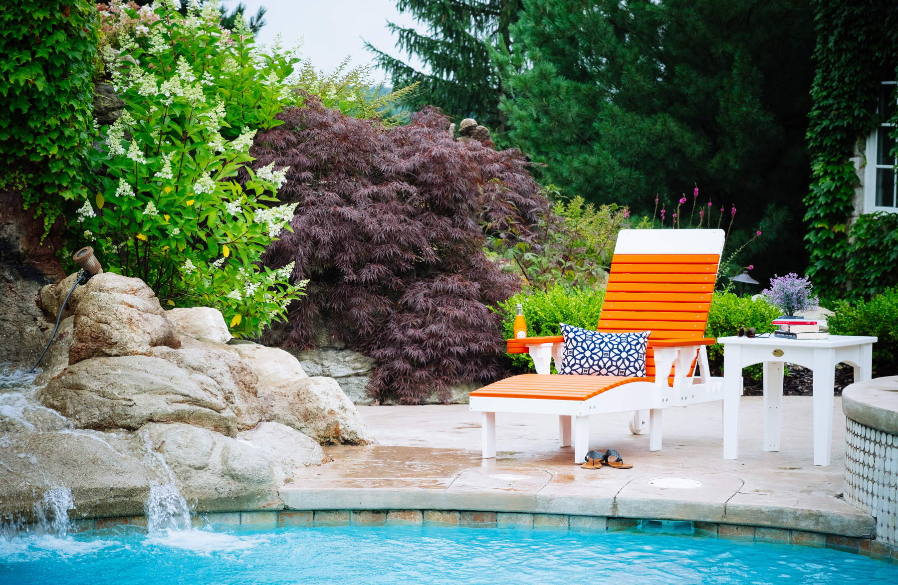 Poly Lounge Chair in Tangerine & White
