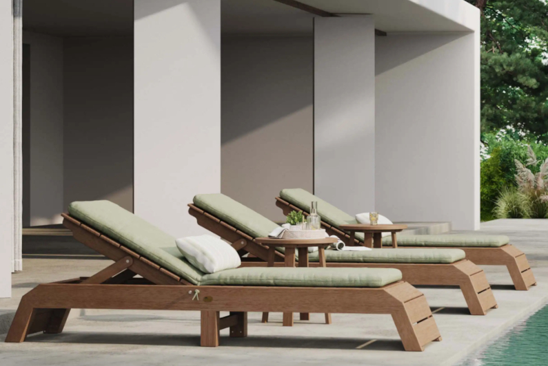Urban Chaise Lounge by Luxcraft
