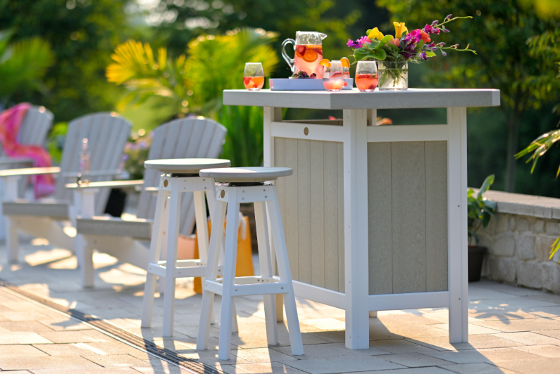 Poly Serving Bar by Luxcraft