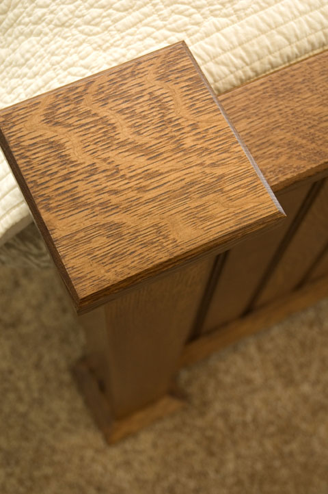 Mellion Bed Post