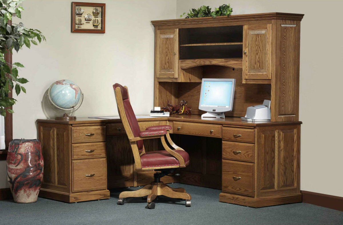 Highland L-Desk and Hutch