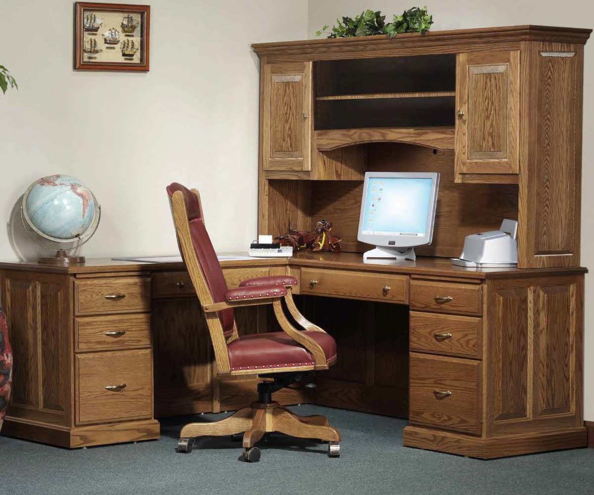 Highland L-Desk and Hutch (sold separately)