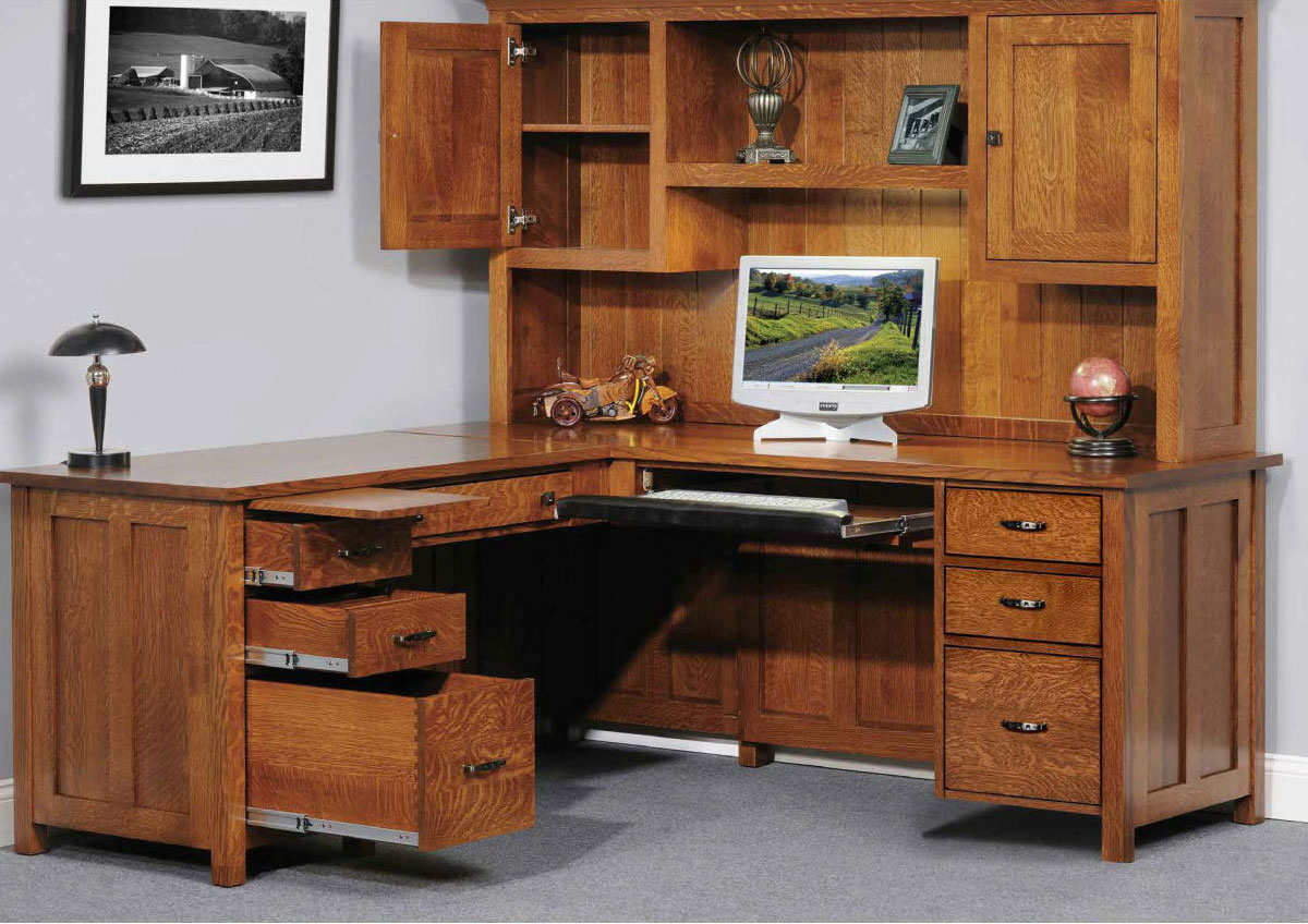 Coventry Mission L-Desk and Hutch