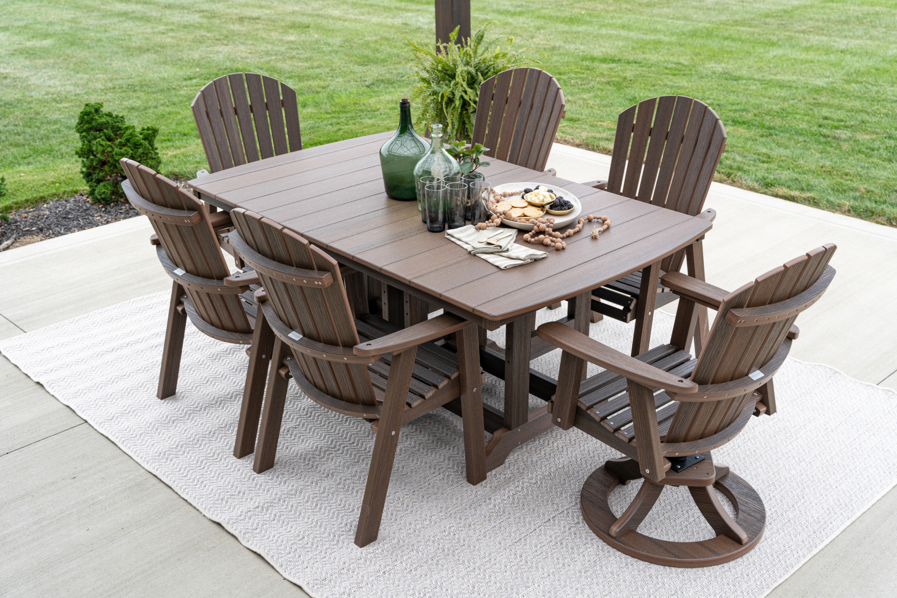Garden Classic 44" x 72" Rectangular Table with Comfo-Back Dining Chairs