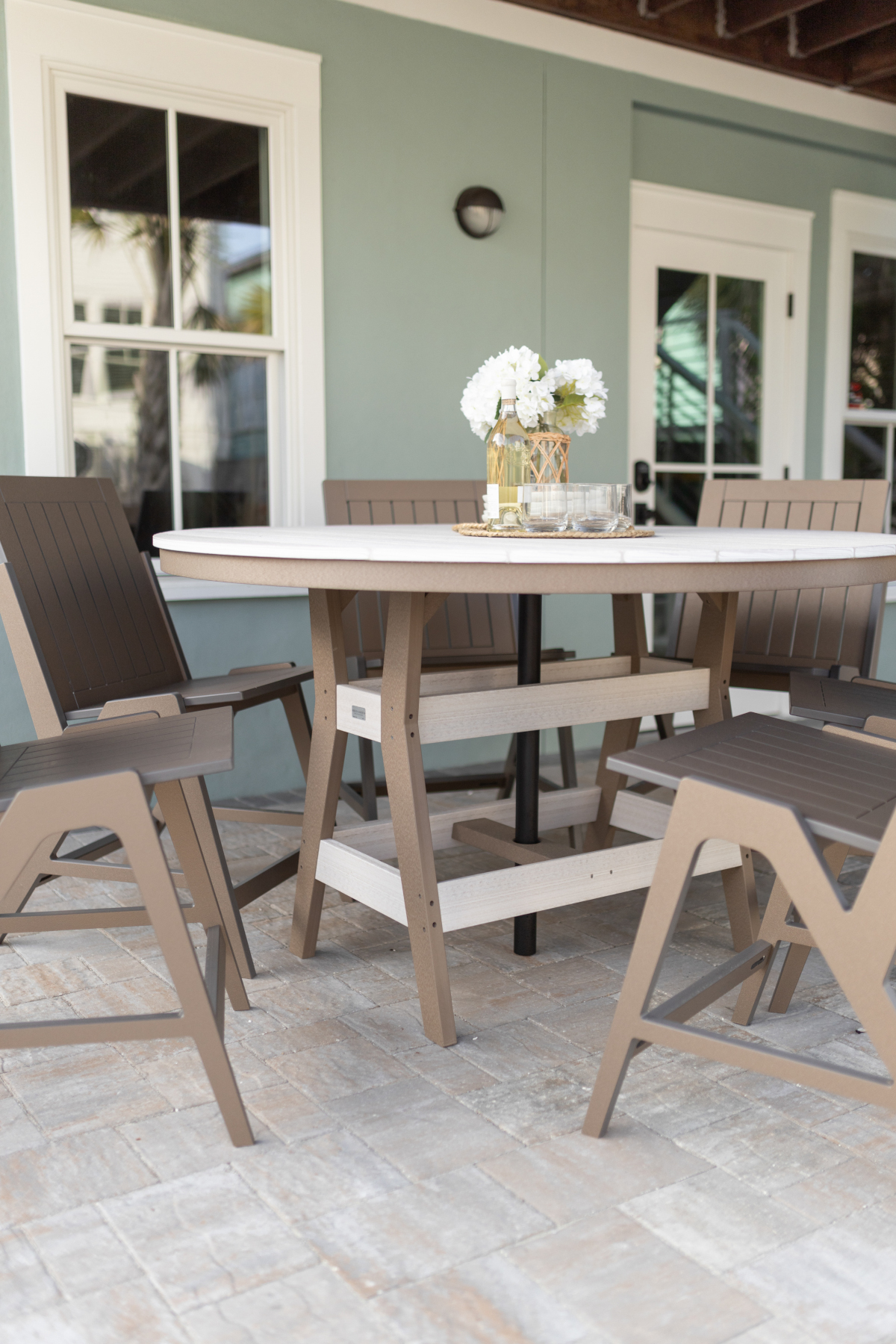 Harbor 60" Round Counter Table in Seashell on Weatherwood