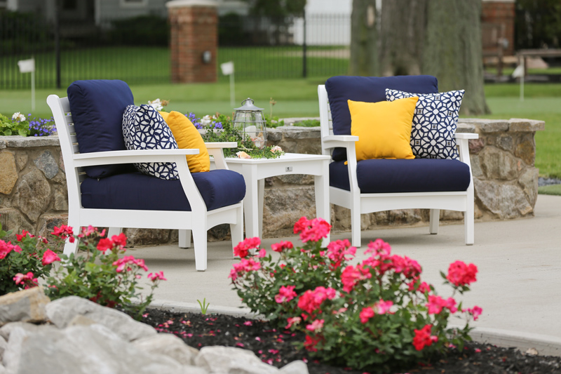 Classic Terrace Setting