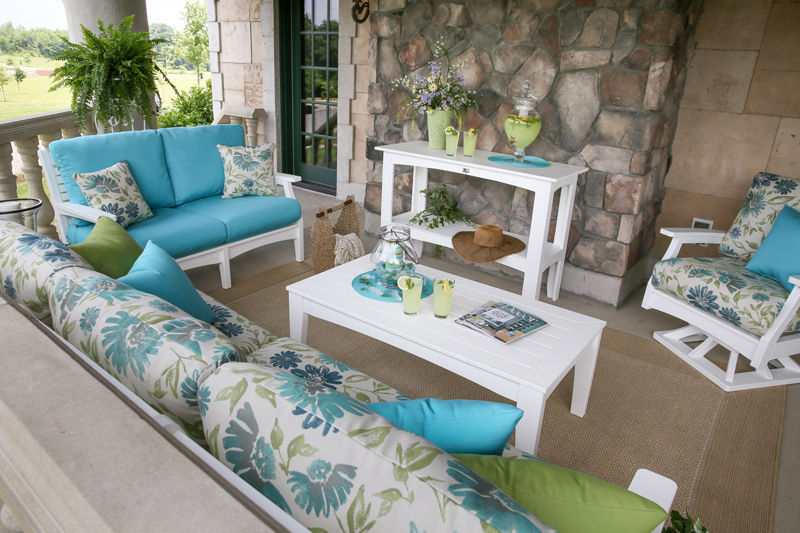 Classic Terrace Setting