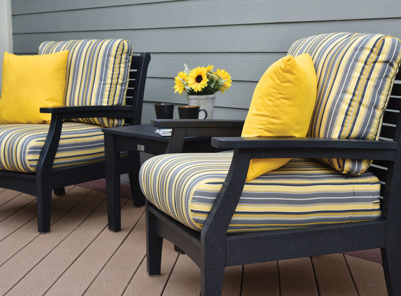 Classic Terrace Setting