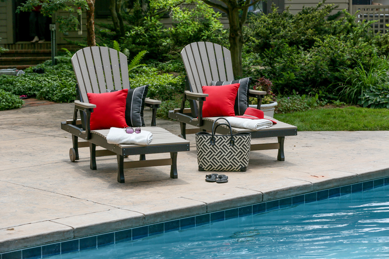 Comfo-Back Chaise Lounge Chairs