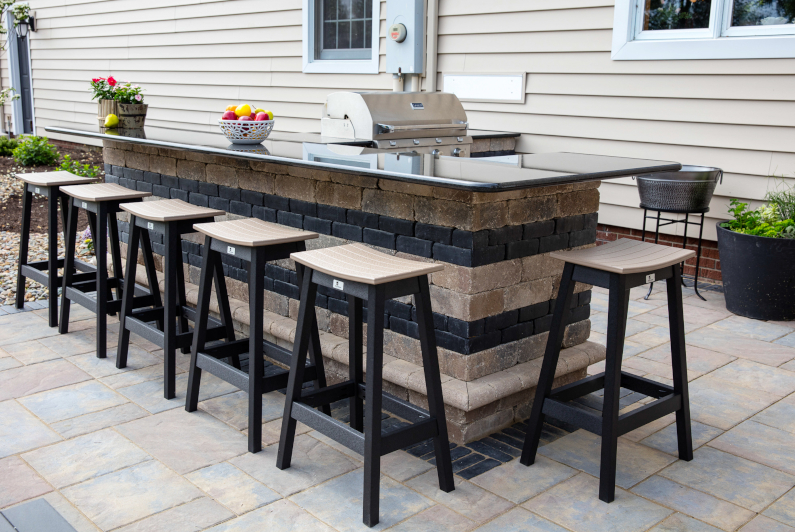 Outdoor Saddle Stools by Berlin Gardens