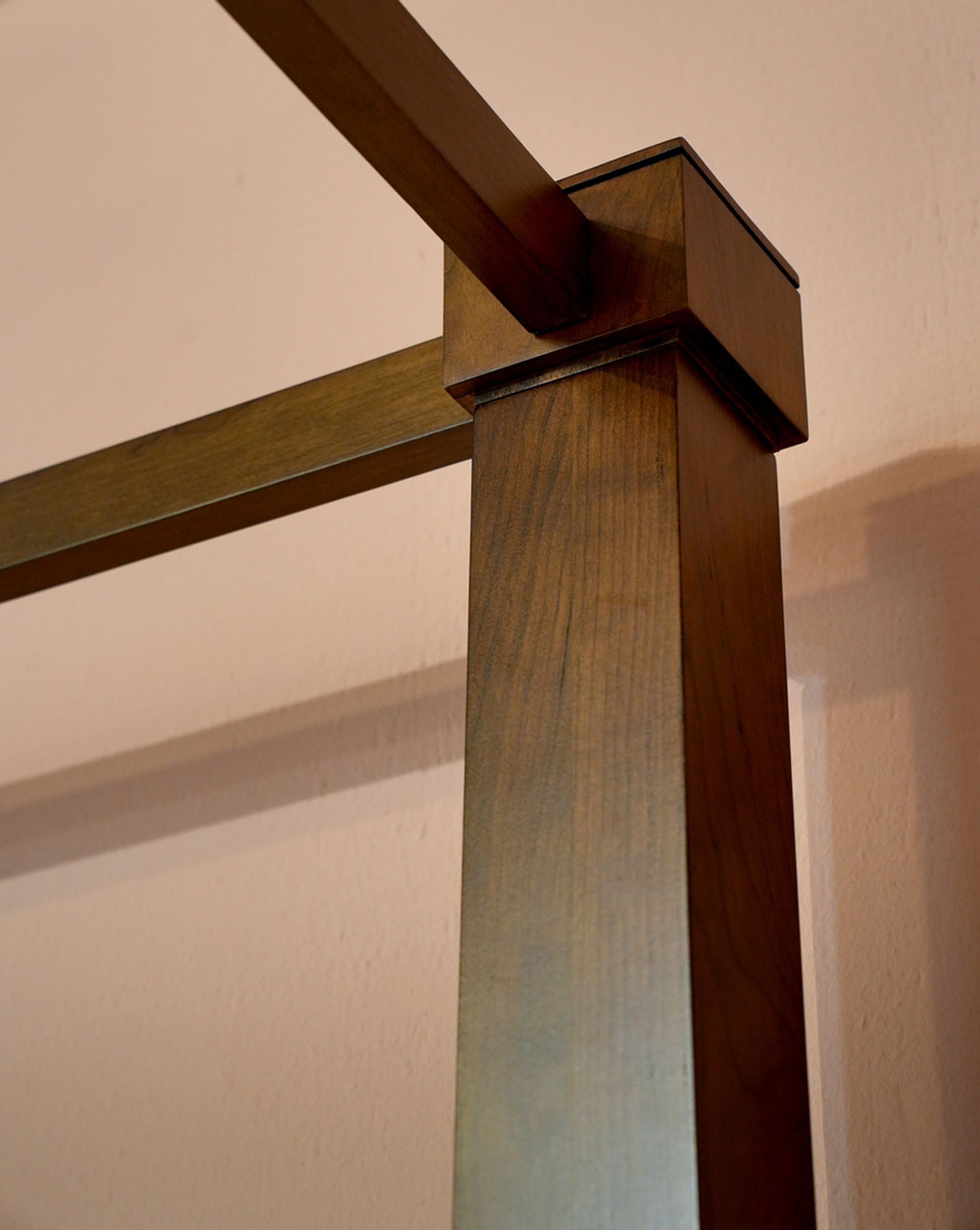 Charleston Forge Keys Canopy Bed Post Detail