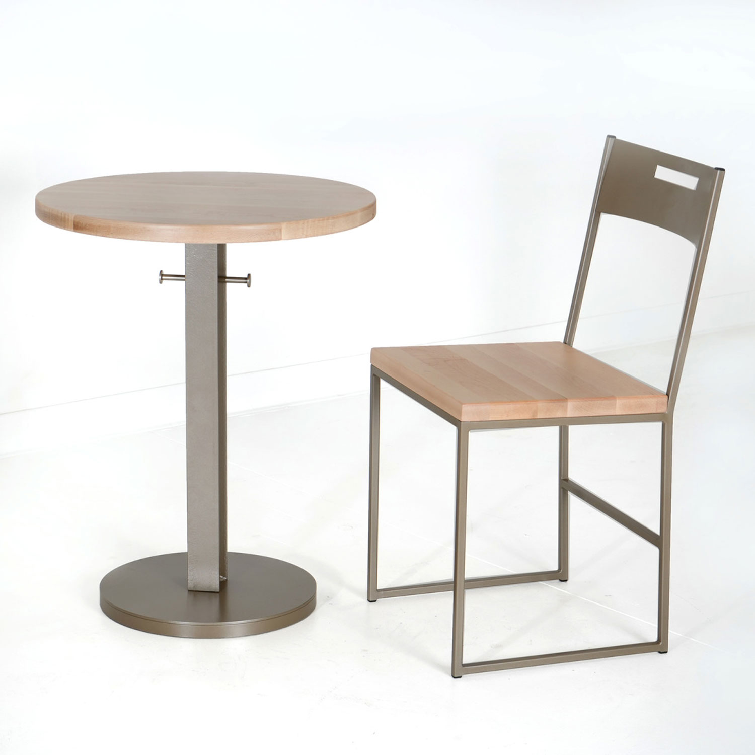 Mazo 24" Round Dining Height Table