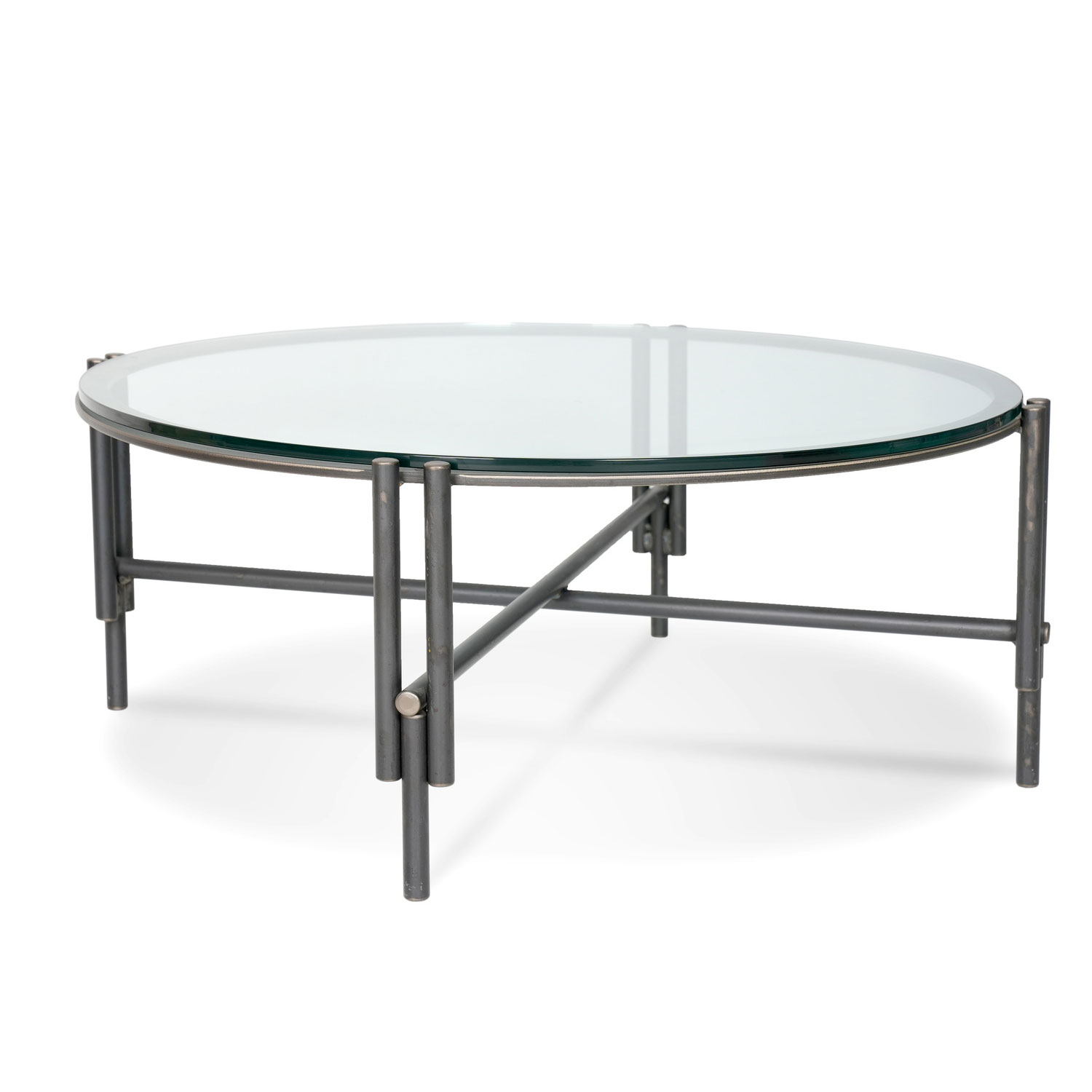 Charleston Forge Gibson 36 inch Round Cocktail Table