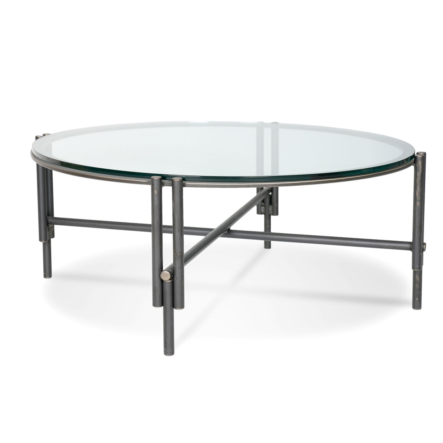 Charleston Forge Gibson 42 inch Round Cocktail Table