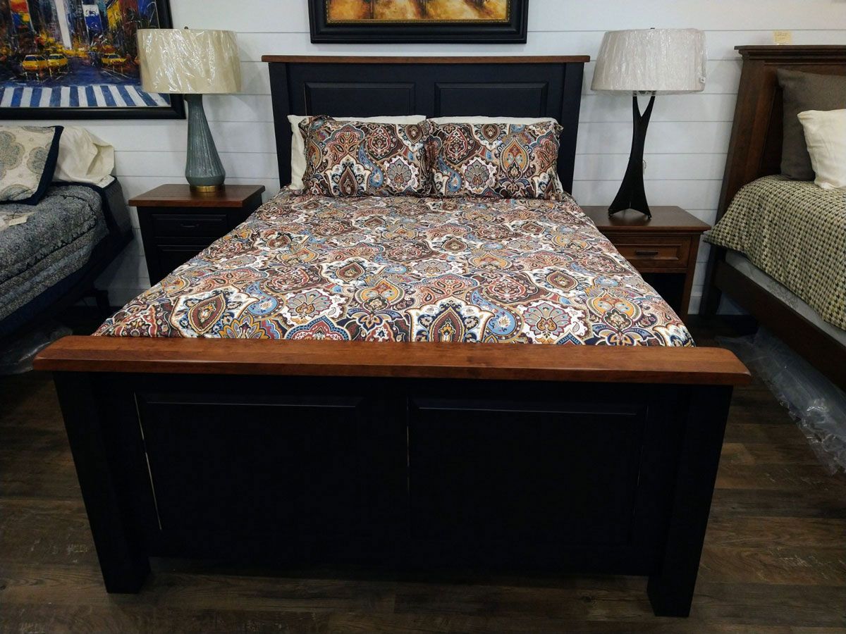 Cleveland Queen Panel Bed with Two Tone Finish