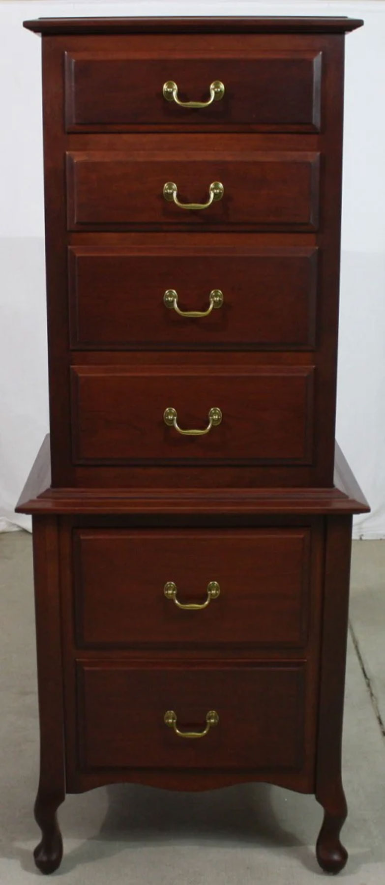 Queen Anne Lingerie Chest in Cherry