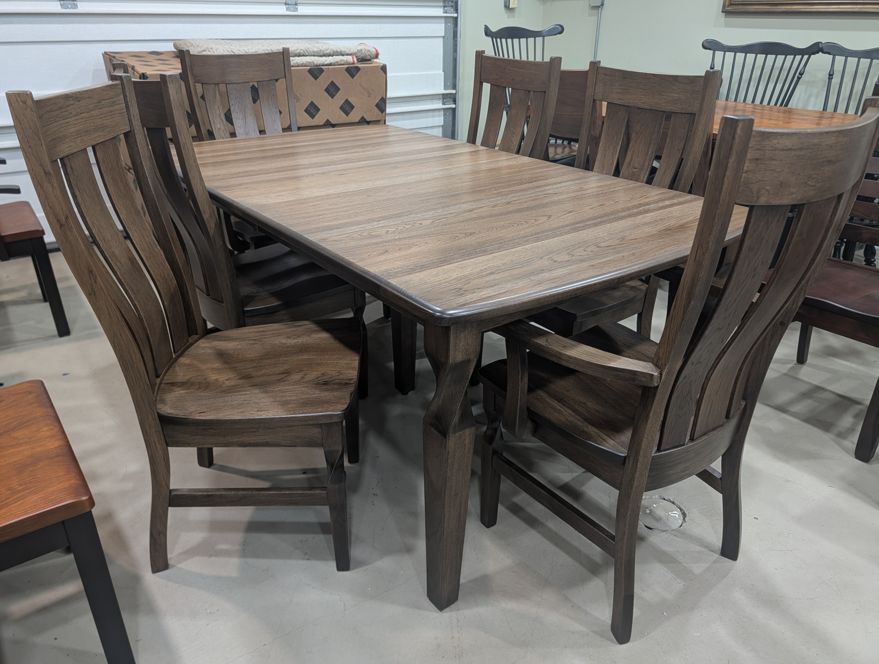 Brantley Leg Table Dining Set in Hickory