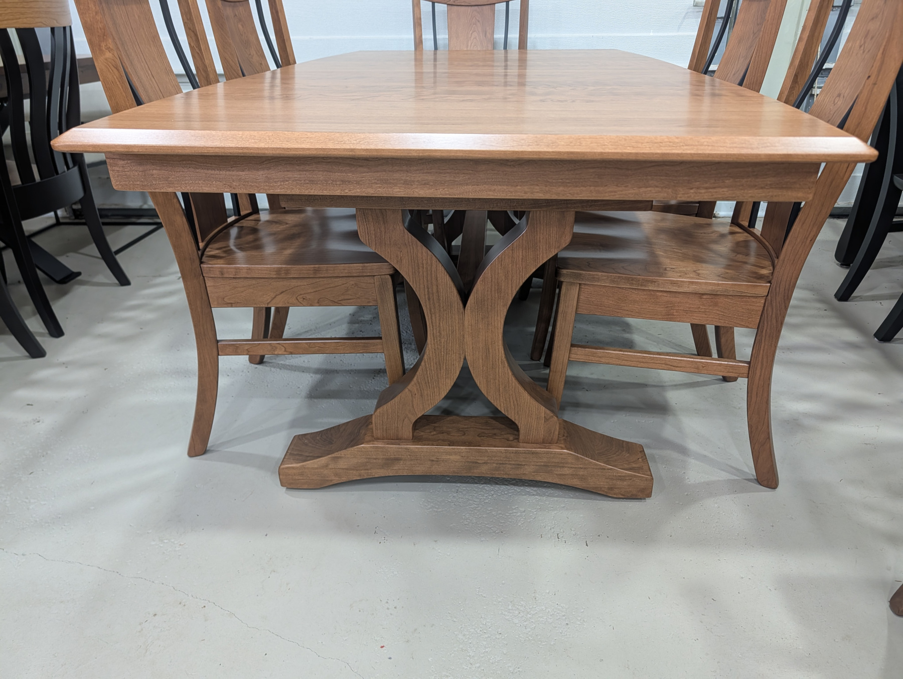 Gatlin Double Pedestal Dining Table Set in Cherry