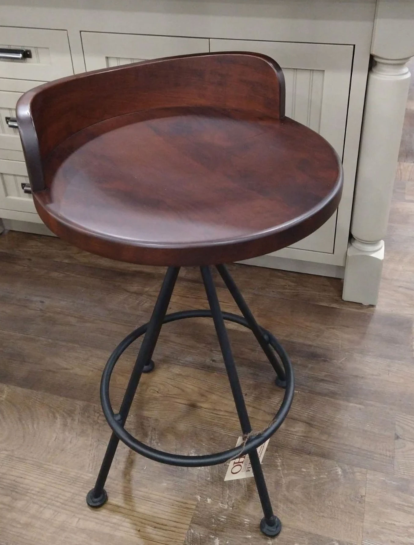 Rod 24 inch Swivel Stool with Back in Cherry