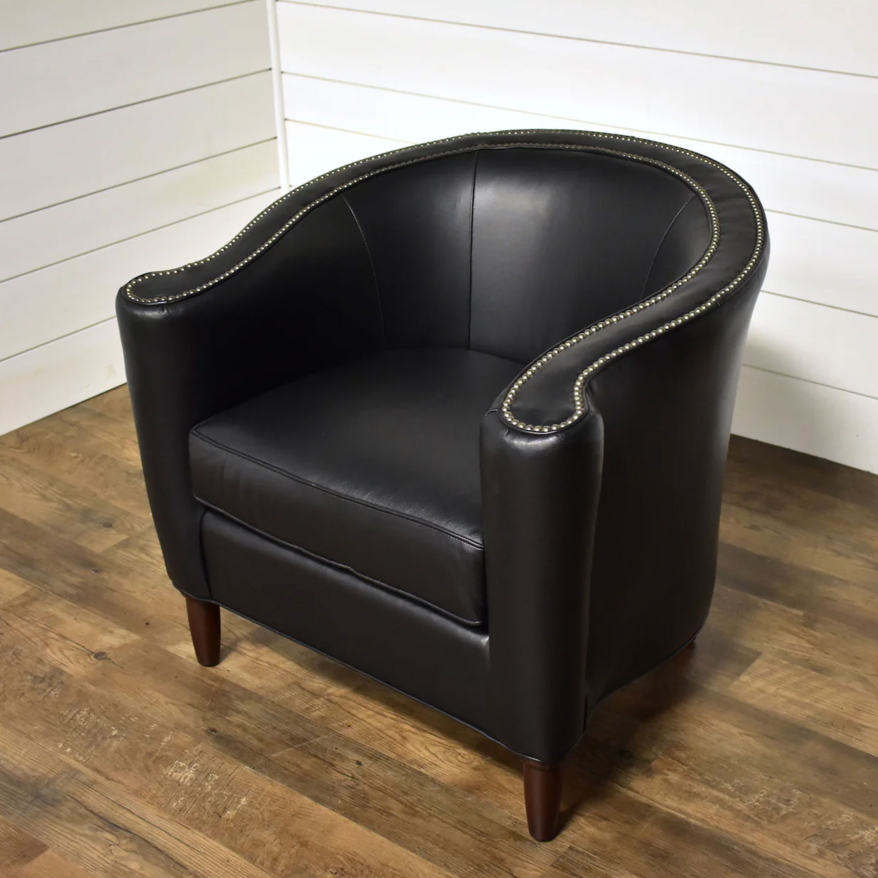 McKinley Leather 233 Delaney Barrel Chair in Mohican Panther Leather