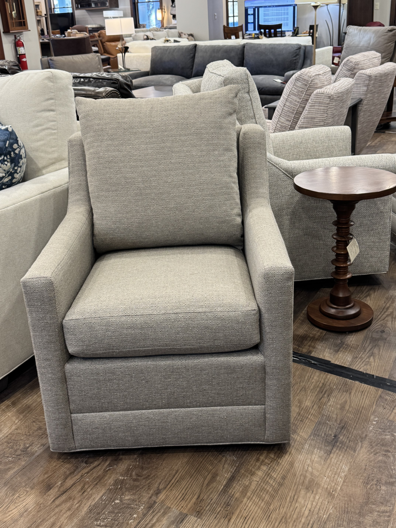 Hawkins 10935 Swivel Chair by Temple Furniture in Sugarshack Putty Fabric