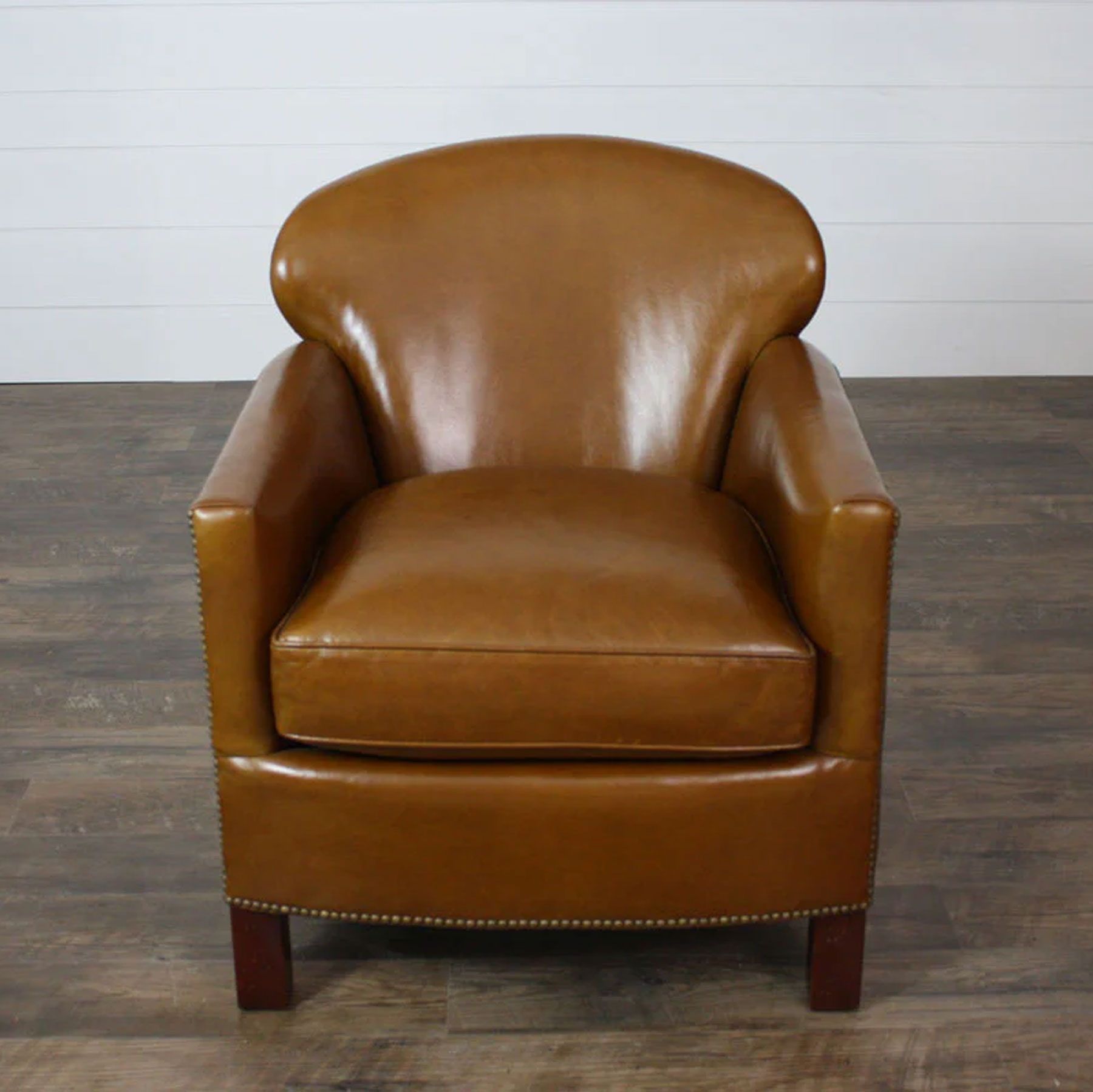 Leathercraft 2872 Magnus Lounge Chair in Vintage Butter Rum Leather
