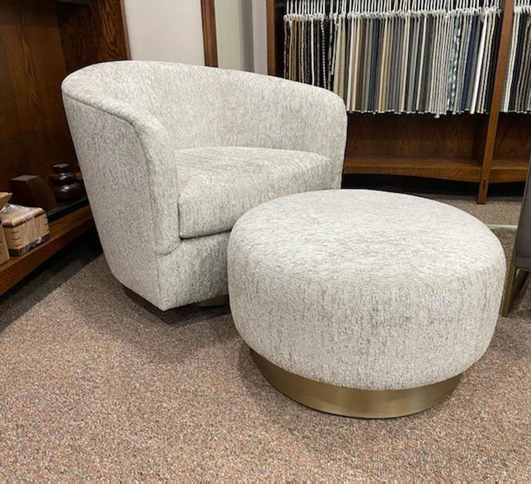 1453-113 Papa Roxy Swivel Tilt Chair & Ottoman by Thayer Coggin in Fabric