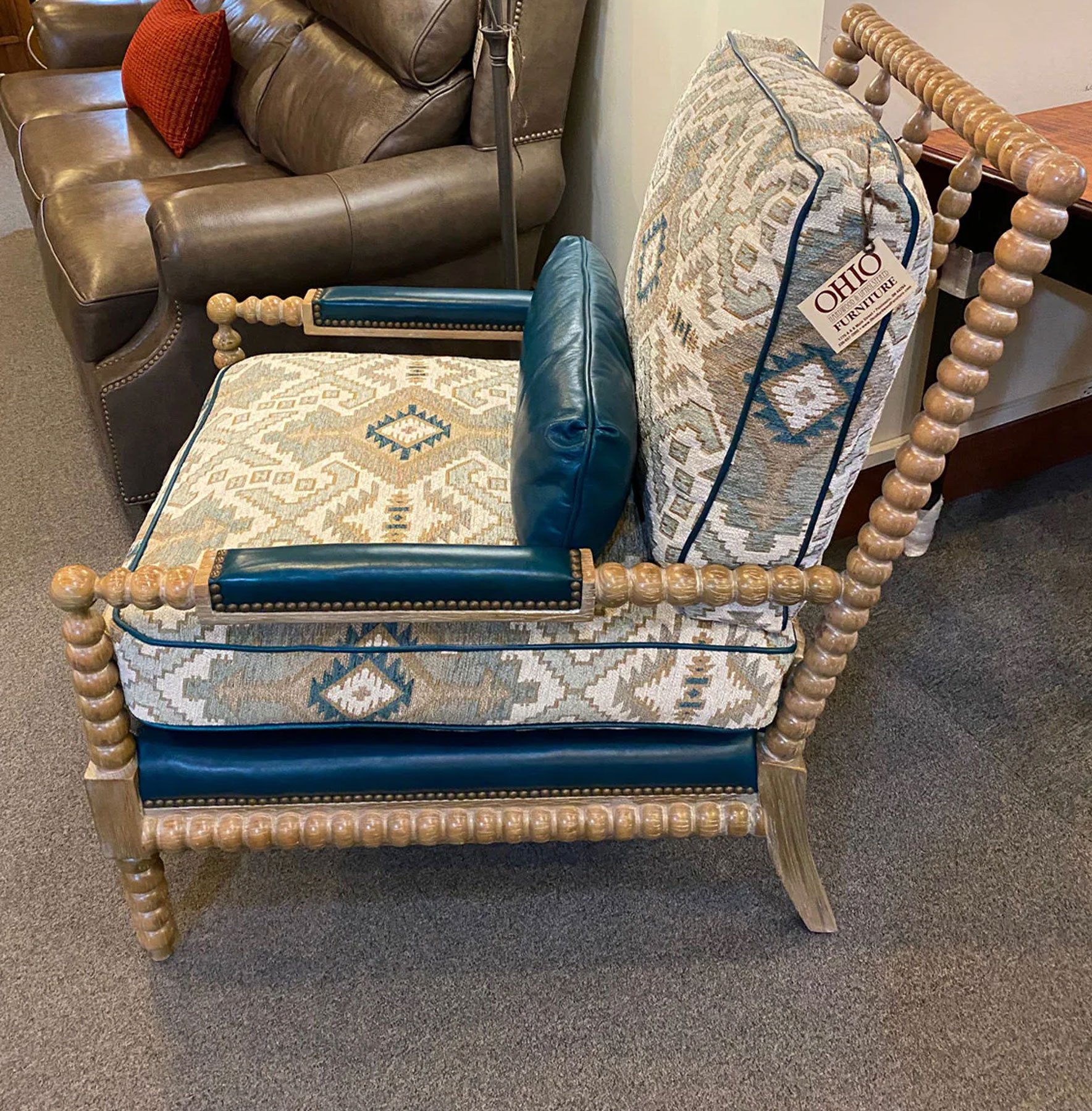 Leathercraft 847 Nantucket Chair in Leather with Fabric Cushions