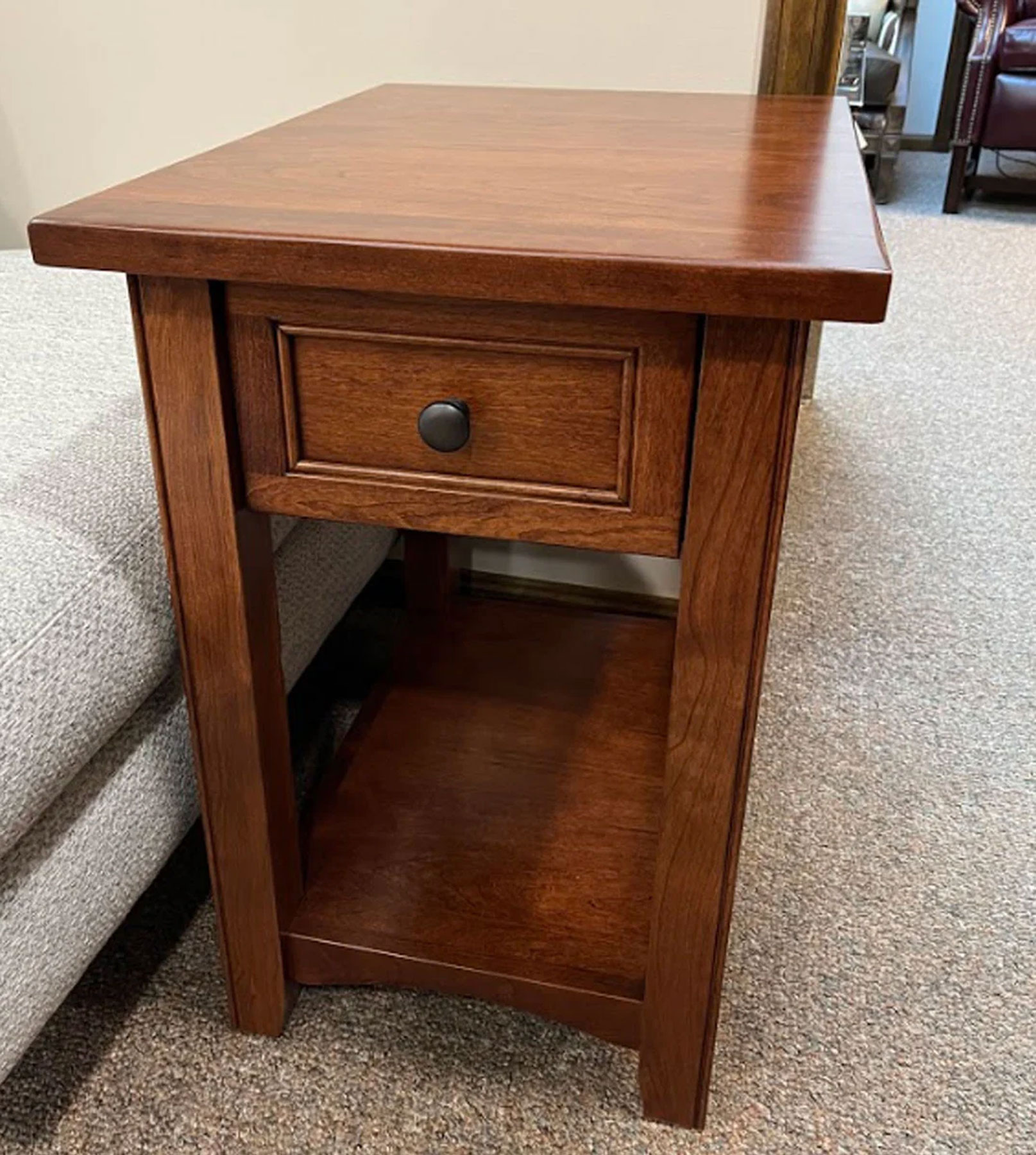 Madison 17 inch End Table in Cherry with Washington Stain