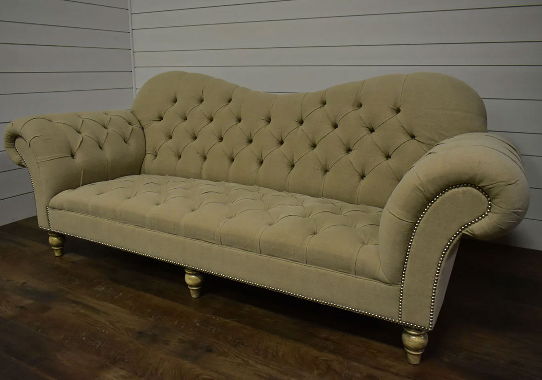 Leathercraft 1290-38 Denton Sofa in Belgium Ecru Fabric