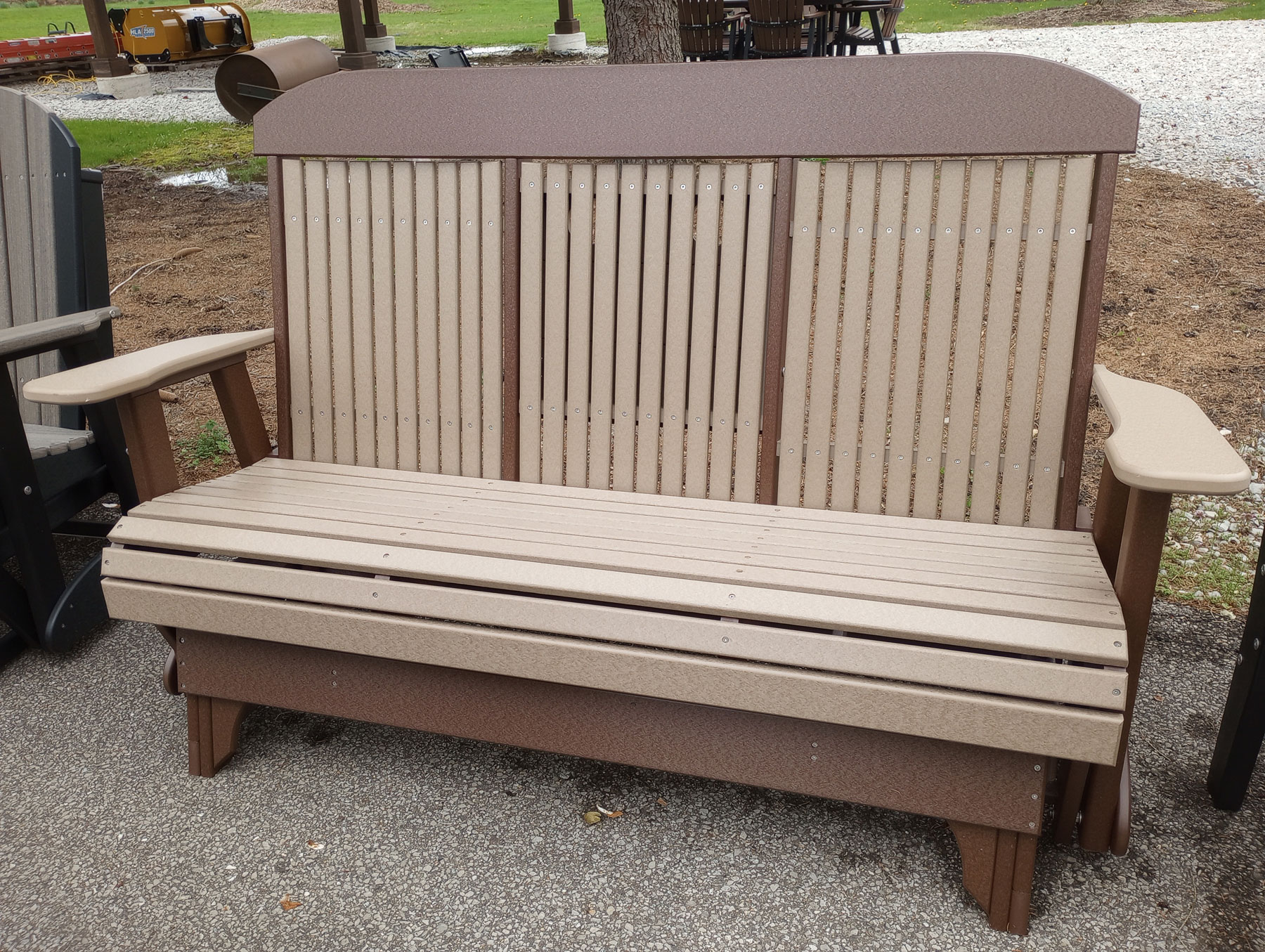 5' Classic Glider in Weatherwood on Chocolate Brown