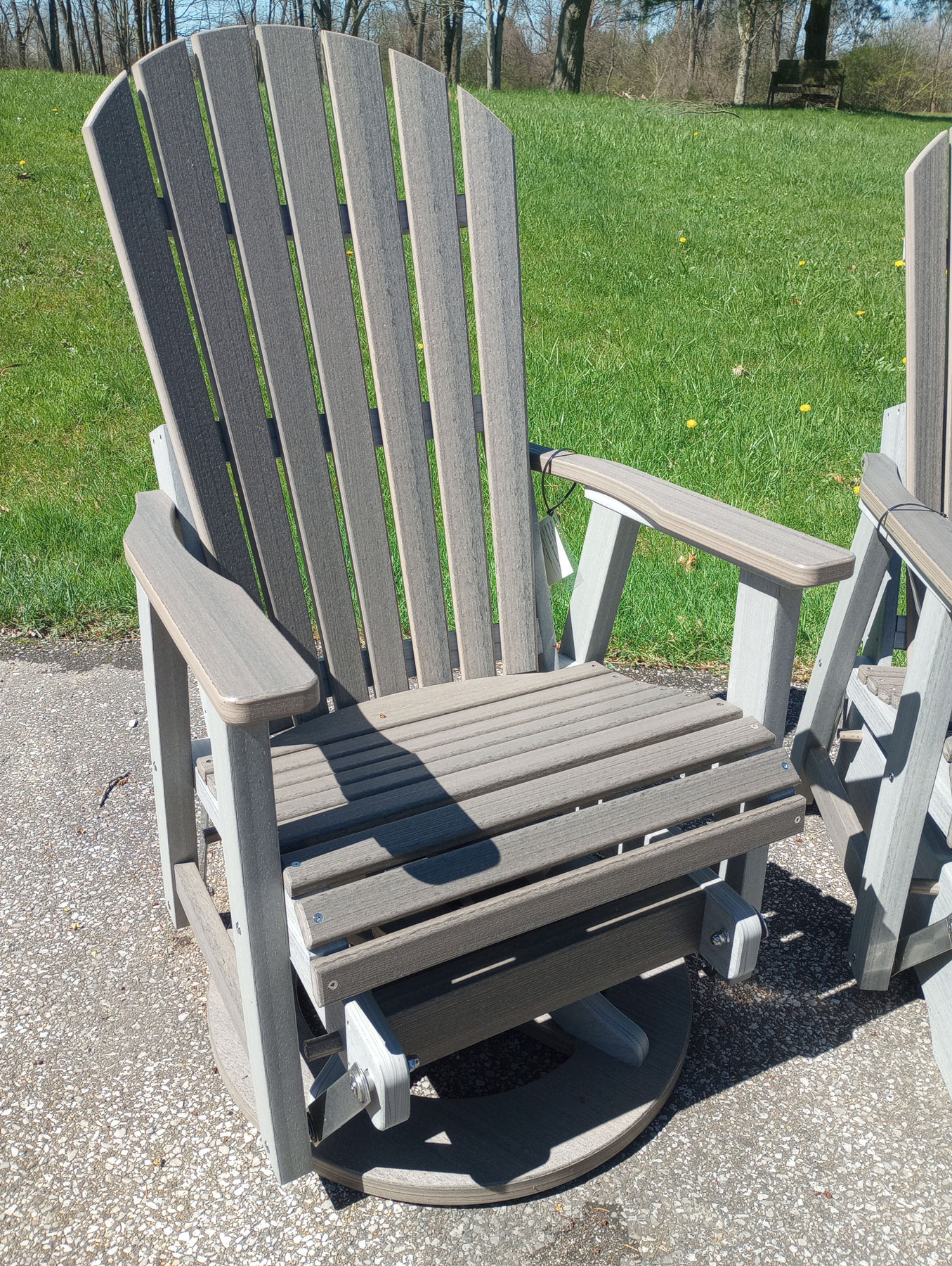 Comfo-Back Swivel Glider with a Poly Rectangle End Table 