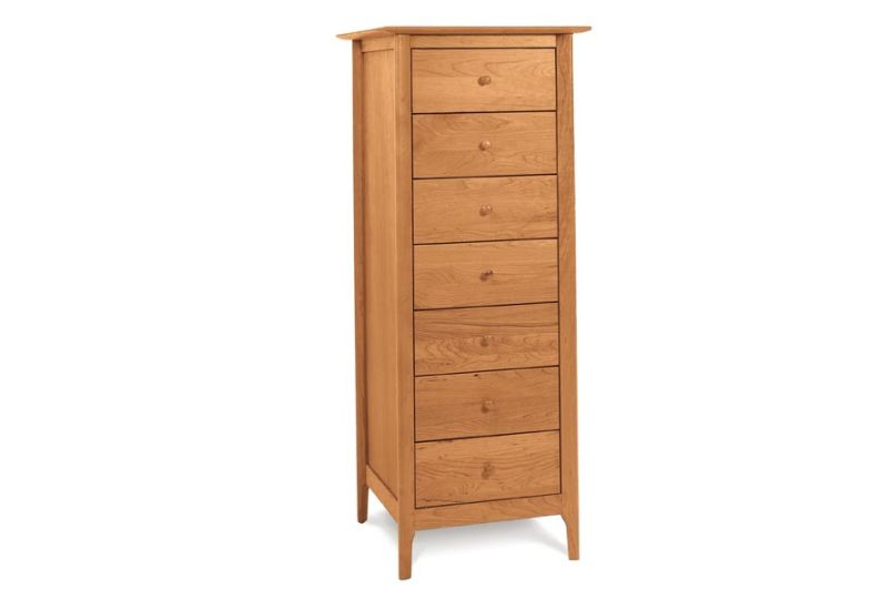 Sarah 7-Drawer Chest in Cherry