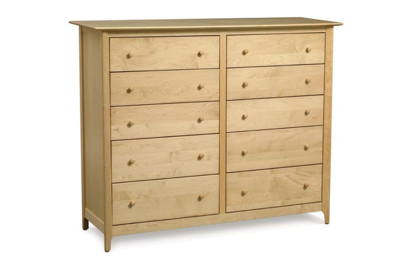 Sarah 10-Drawer Dresser in Maple