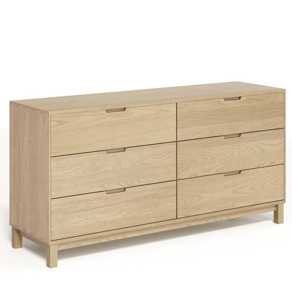 Copeland Oslo 6 Drawer Dresser in Oak