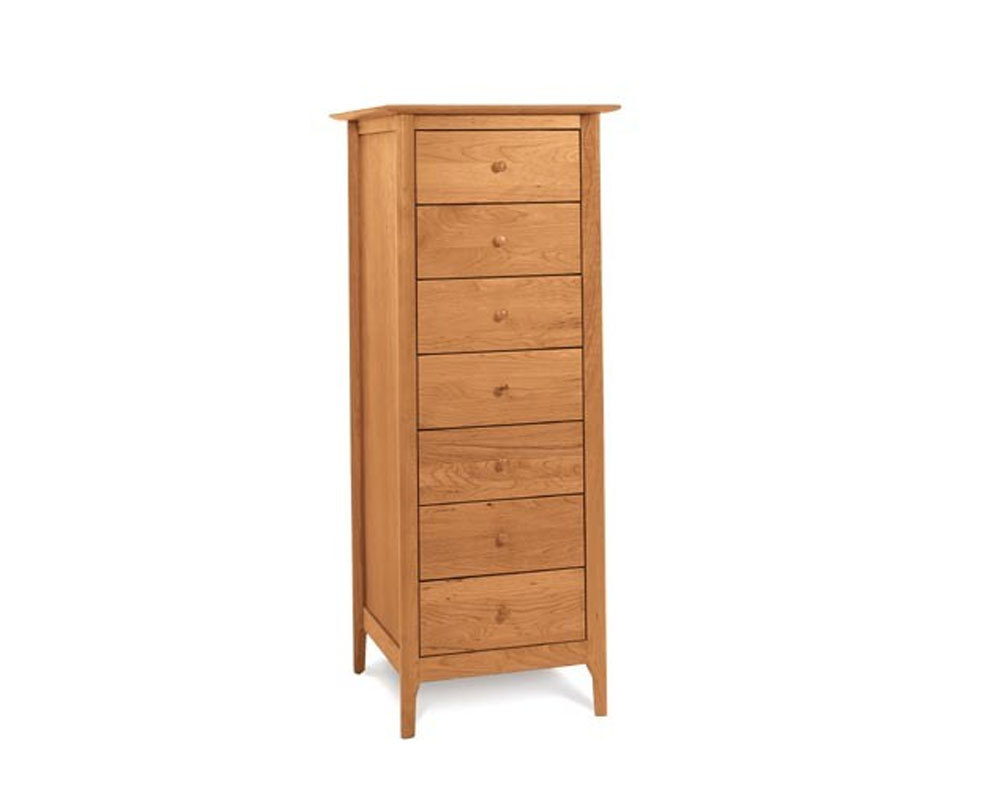 Copeland Sarah 7 Drawer Chest in Cherry 