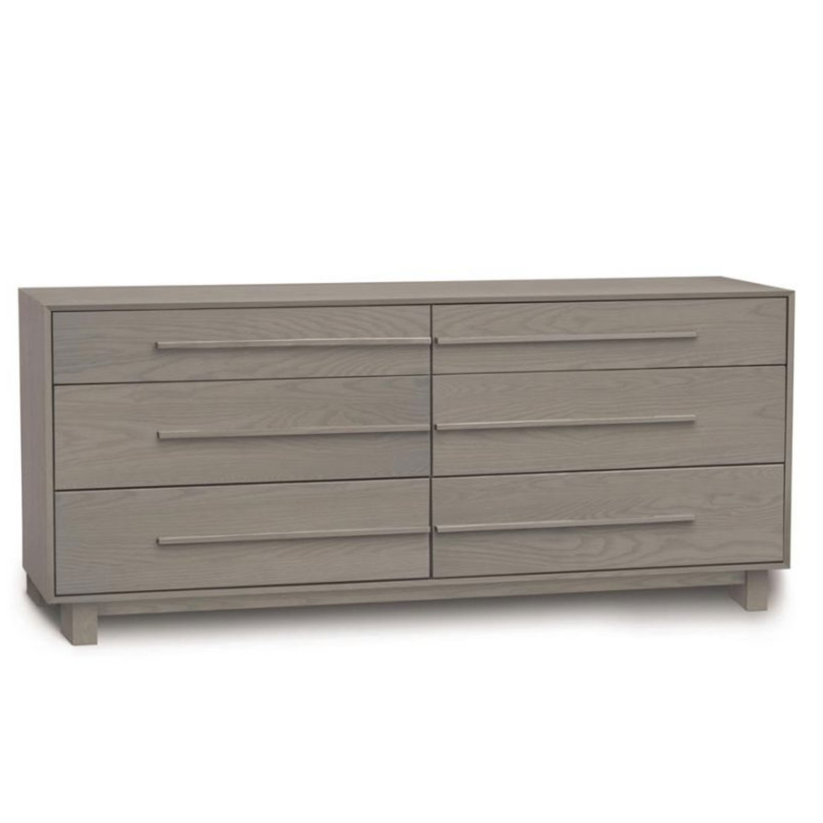 Copeland Sloane 6 Drawer Dresser in Oak