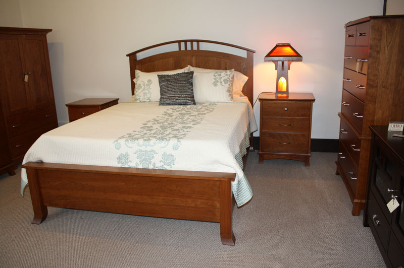 Crescent Panel Bed with Low Footboard