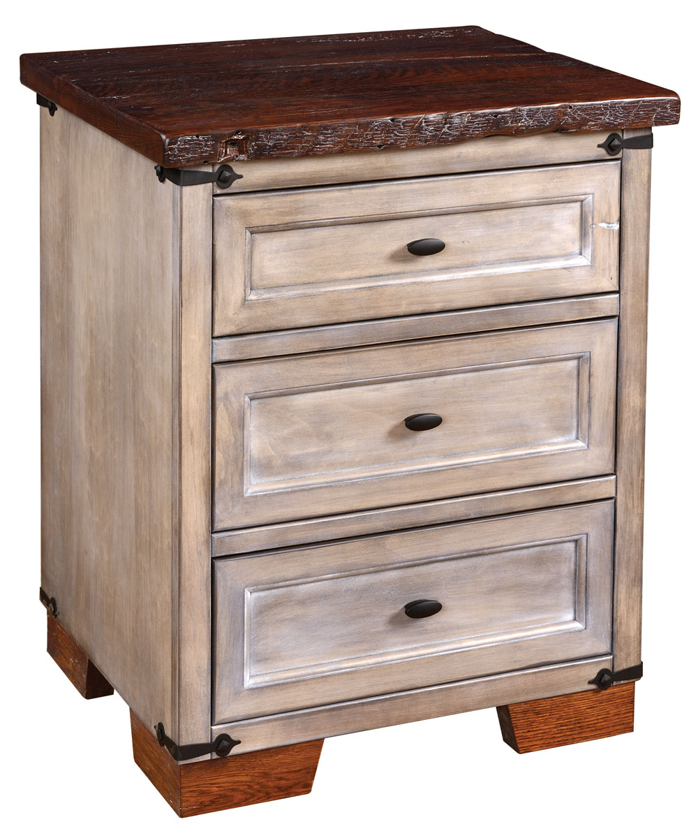 Farmhouse Heritage 3 Drawer Nightstand 