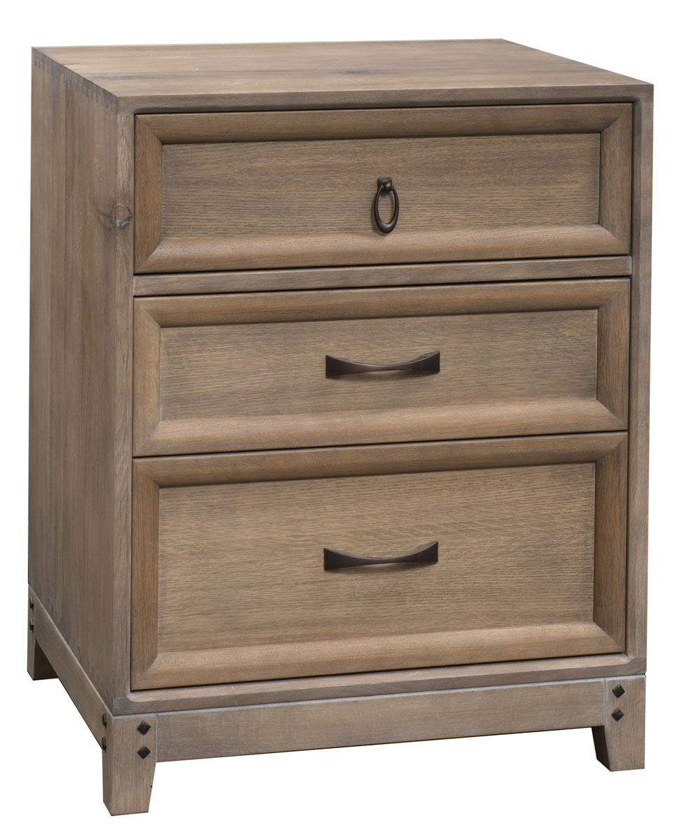 Glendale 3 drawer Nightstand 