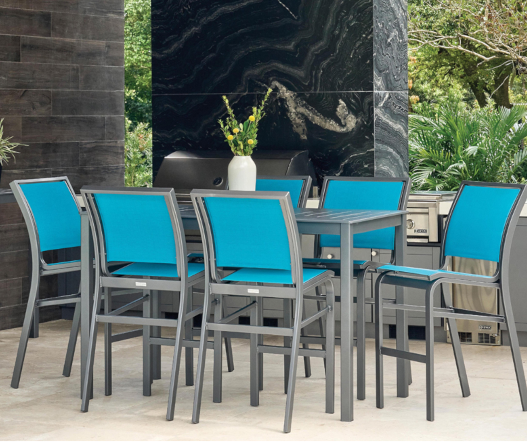 Rectangular MGP Dash Top Table Setting